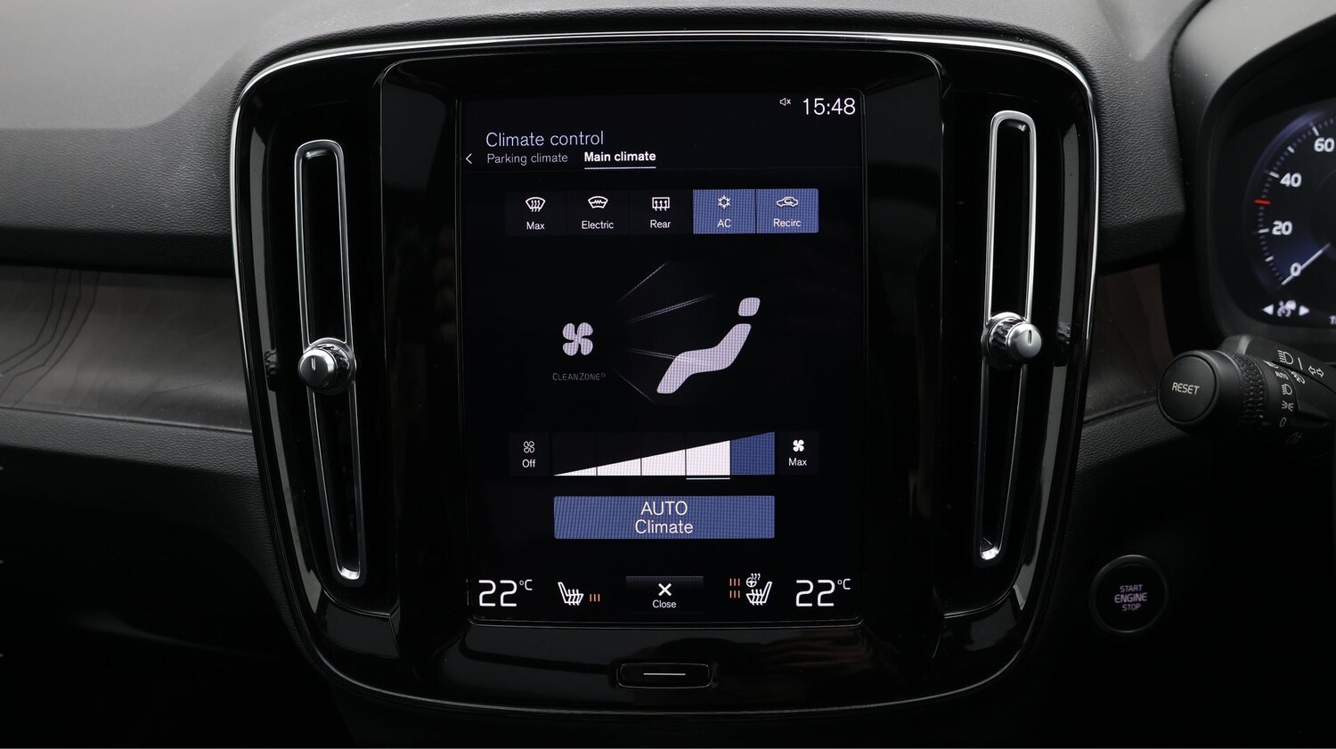 Used Volvo XC40 2022 for sale - 77210952: Photo 12