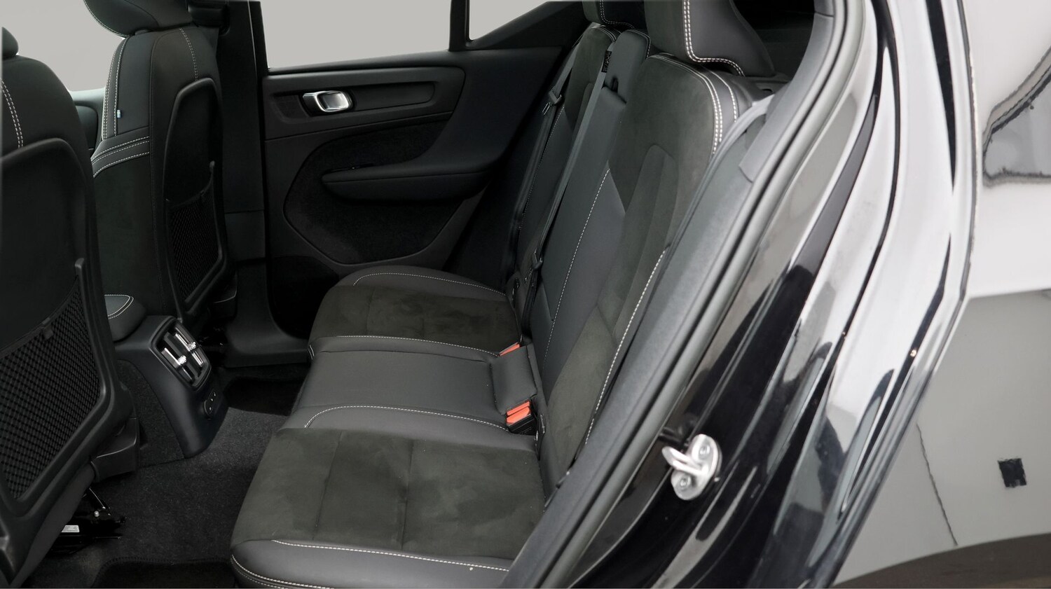 Used Volvo XC40 2022 for sale - 77210952: Photo 16