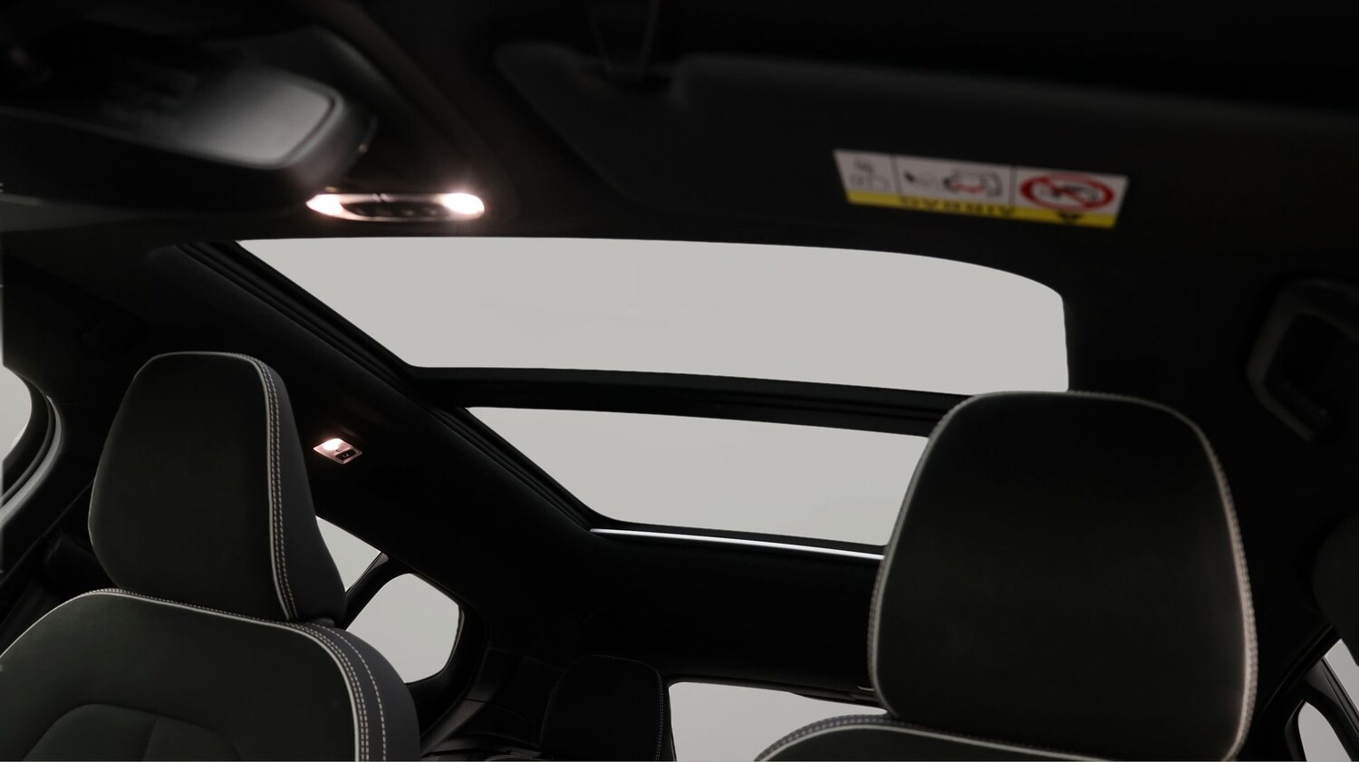 Used Volvo XC40 2022 for sale - 77210952: Photo 22