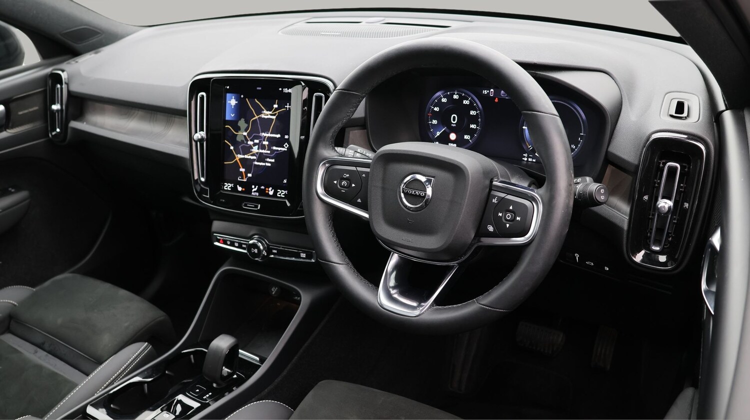 Used Volvo XC40 2022 for sale - 77210952: Photo 9