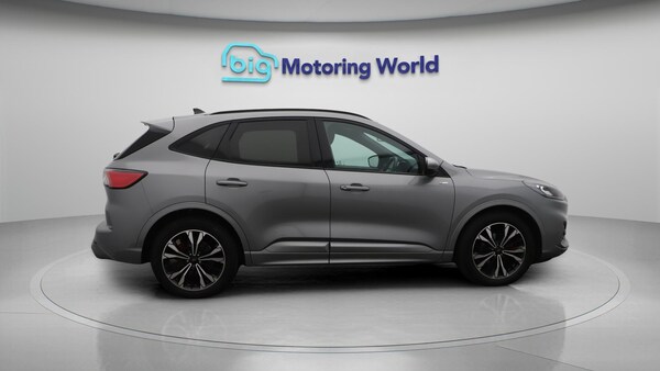 Used Ford Kuga 2023 for sale - 75059571: Photo 9
