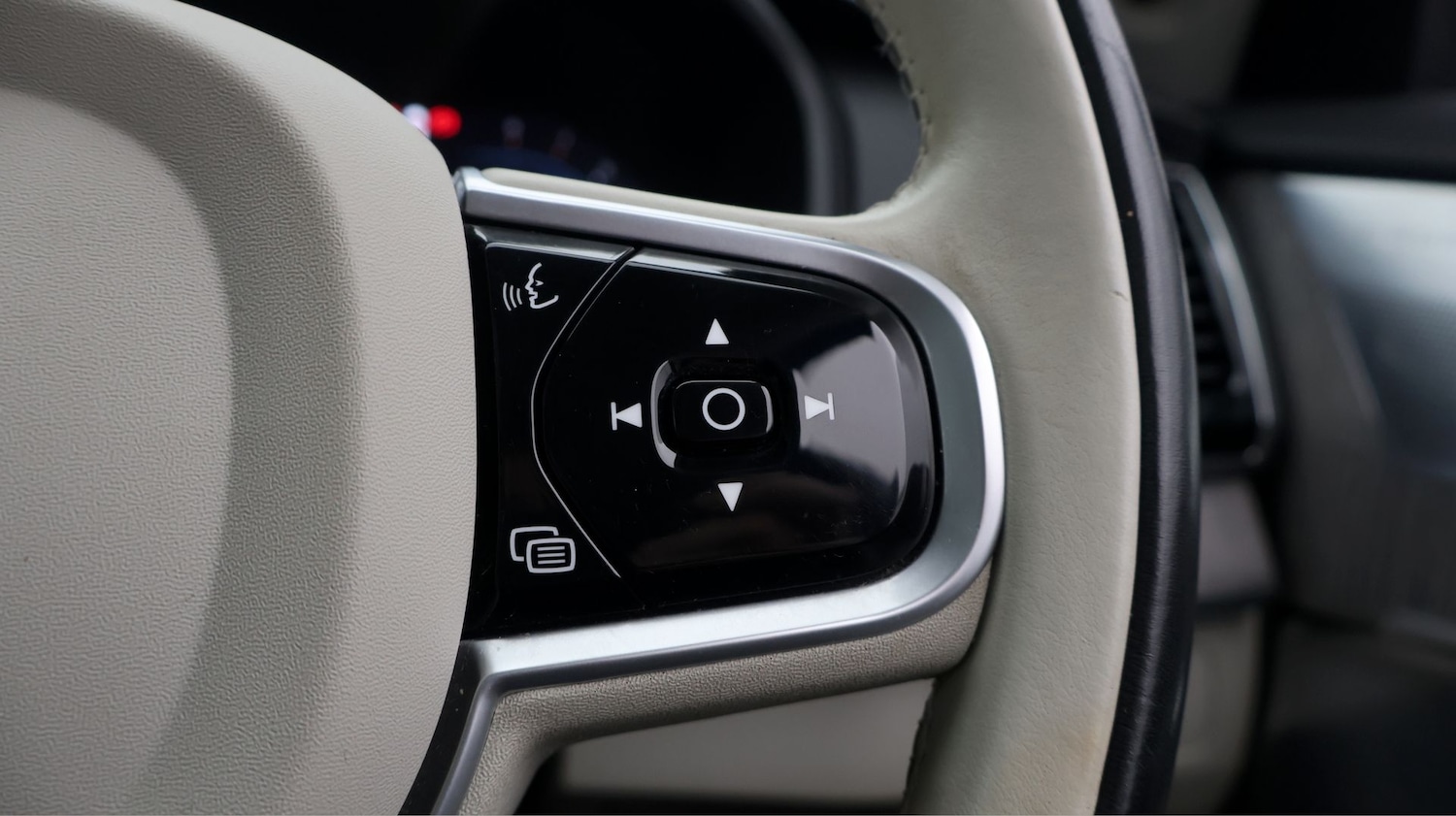 Used Volvo XC90 2022 for sale - 77452850: Photo 26