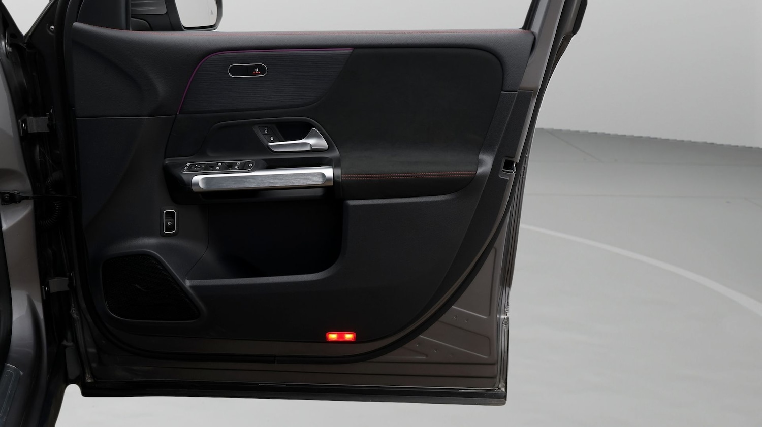 Used Mercedes-Benz EQB for sale - 77208861: Photo 15