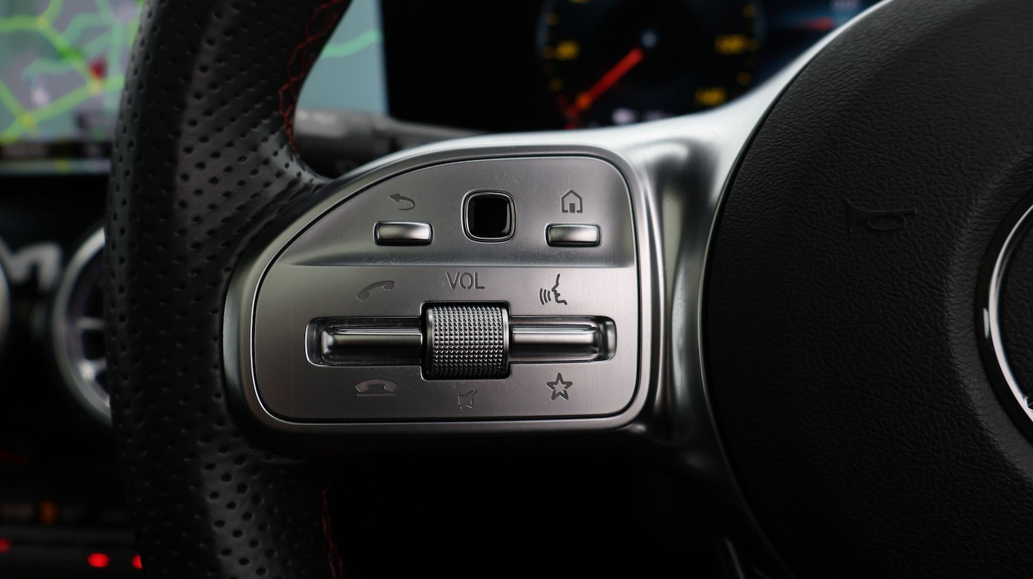 Used Mercedes-Benz EQB for sale - 77208861: Photo 30