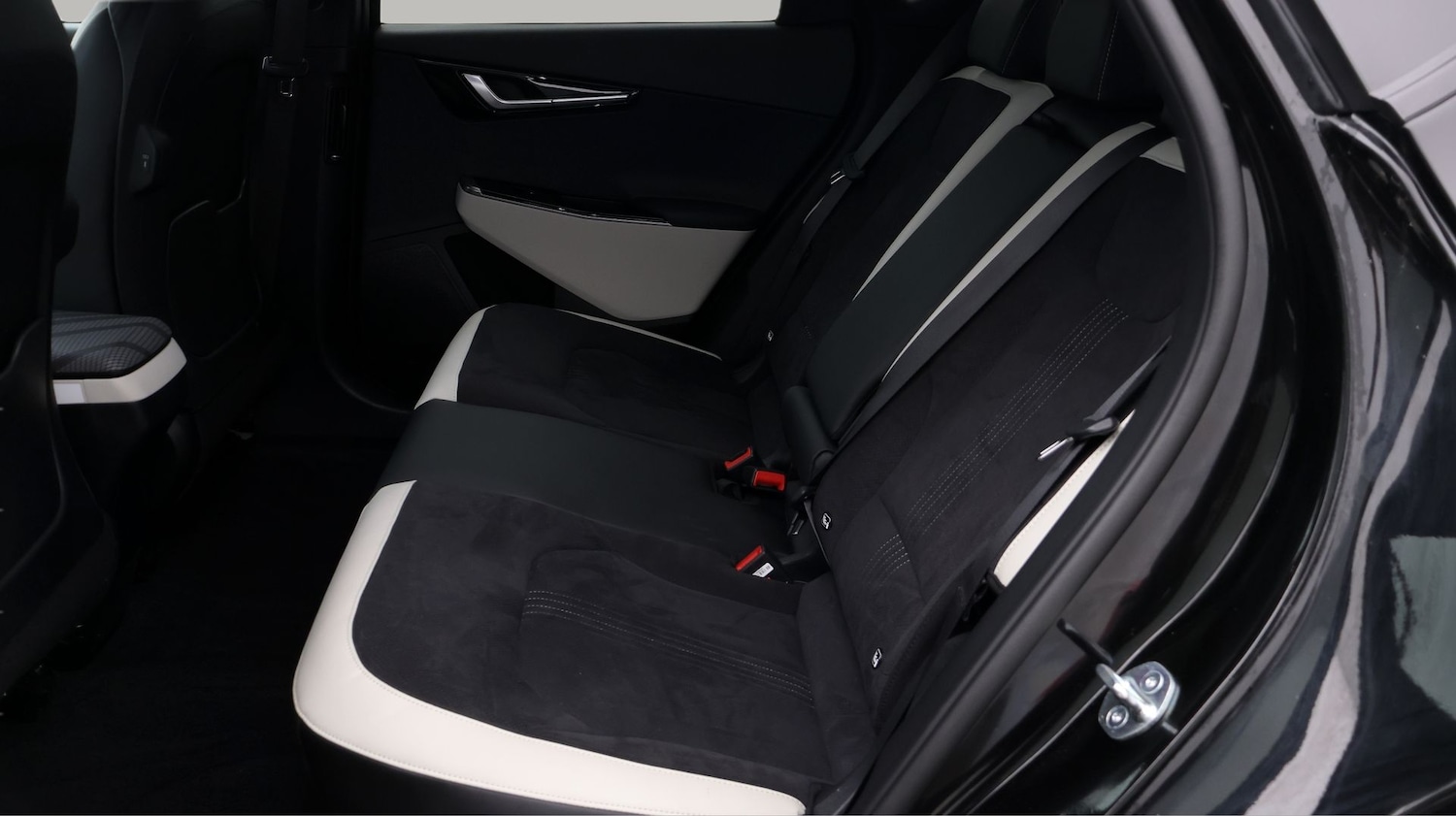 Used Kia EV6 2023 for sale - 77342785: Photo 16