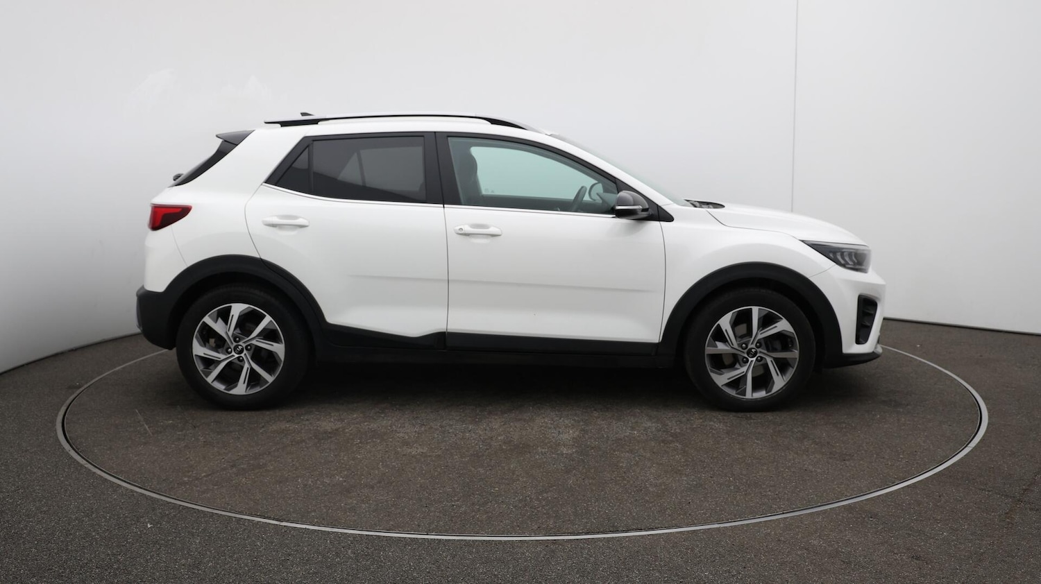 Used Kia Stonic 2021 for sale - 76151574: Photo 50