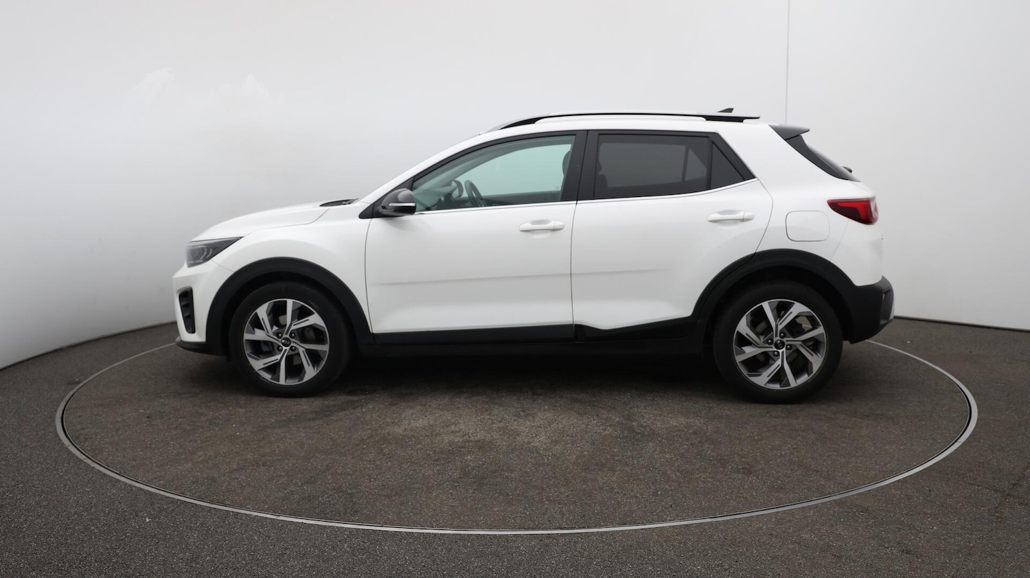 Used Kia Stonic 2021 for sale - 76151574: Photo 65