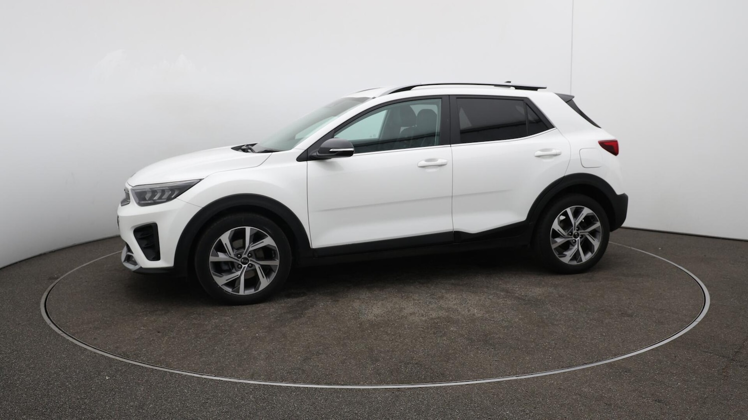 Used Kia Stonic 2021 for sale - 76151574: Photo 67
