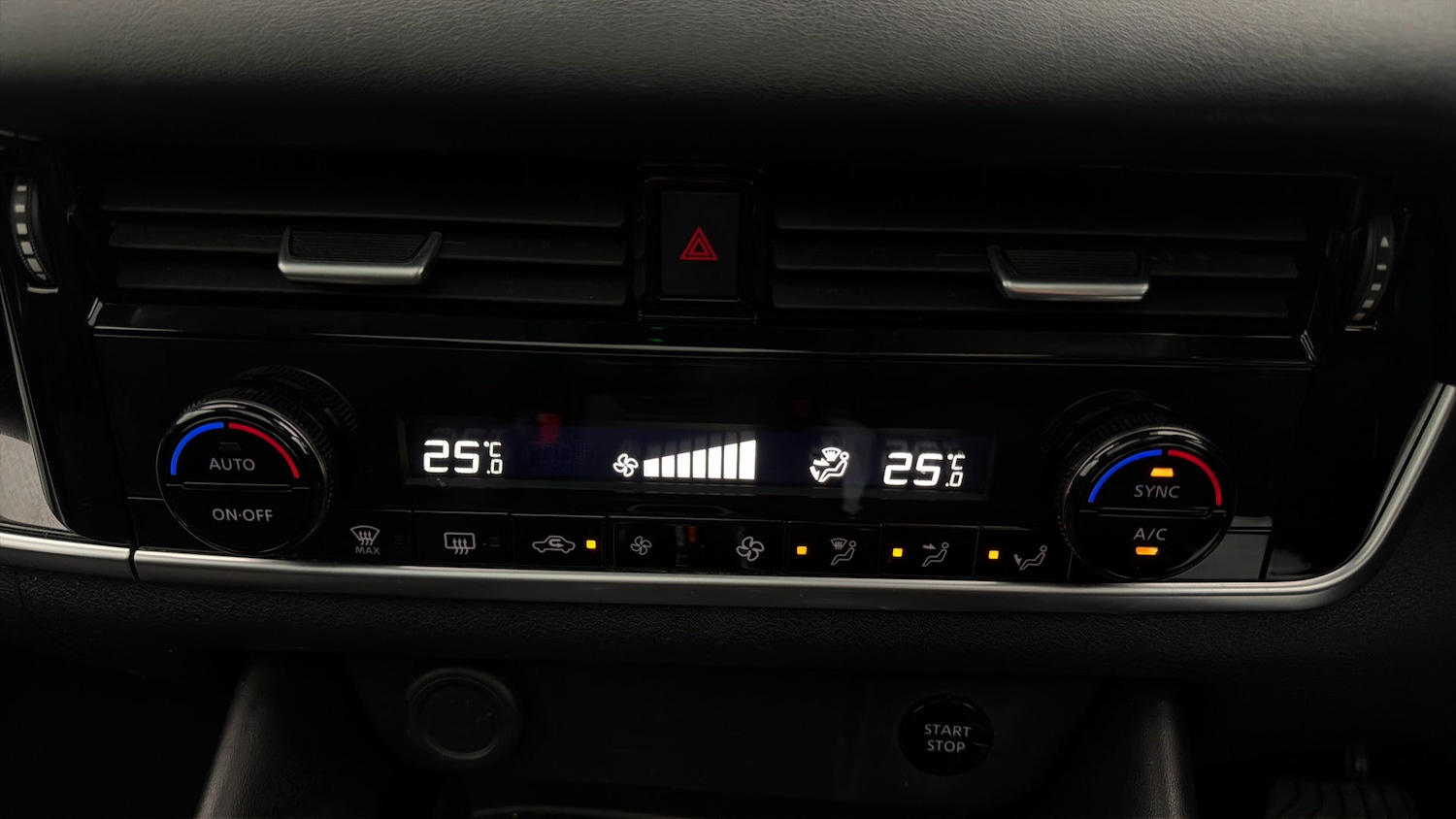 Used Nissan Qashqai for sale - 77916314: Photo 11