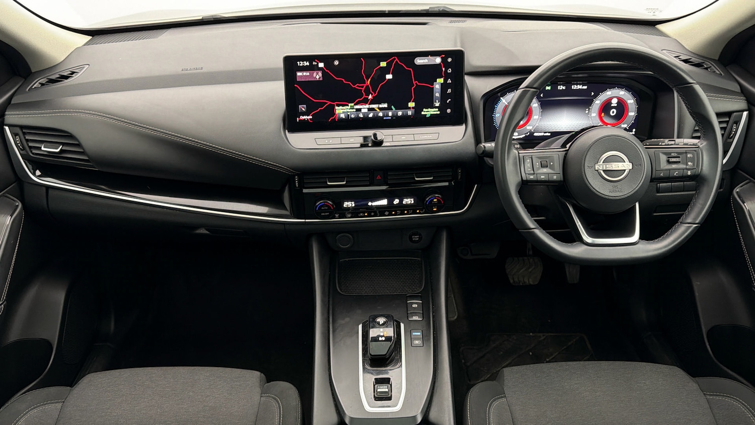 Used Nissan Qashqai for sale - 77916314: Photo 12