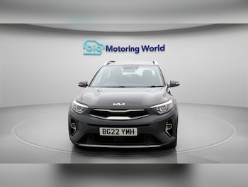 Used Kia Stonic 2022 for sale - 77736087: Photo
