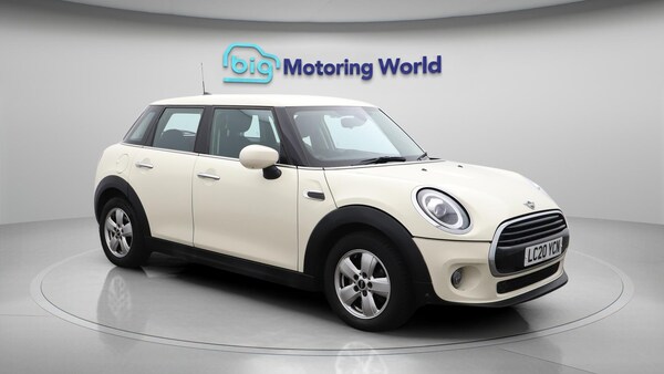 Used MINI Hatch 2020 for sale - 75624101: Photo 2