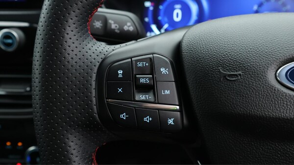 Used Ford Kuga 2023 for sale - 76294647: Photo 24
