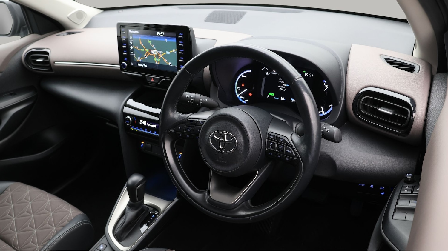 Used Toyota Yaris Cross 2021 for sale - 77181450: Photo 9