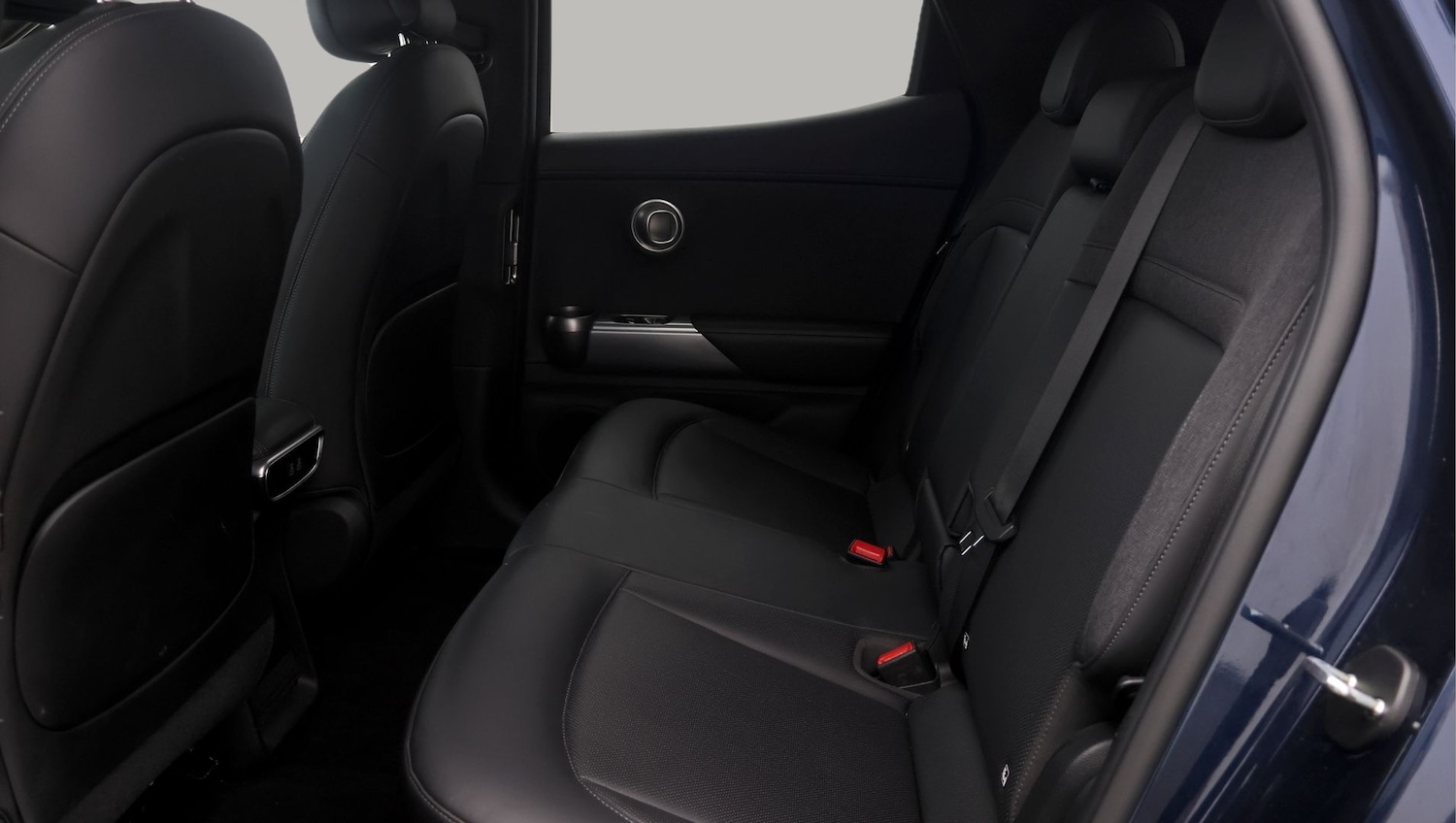 Used Genesis GV60 2023 for sale - 77747588: Photo 16