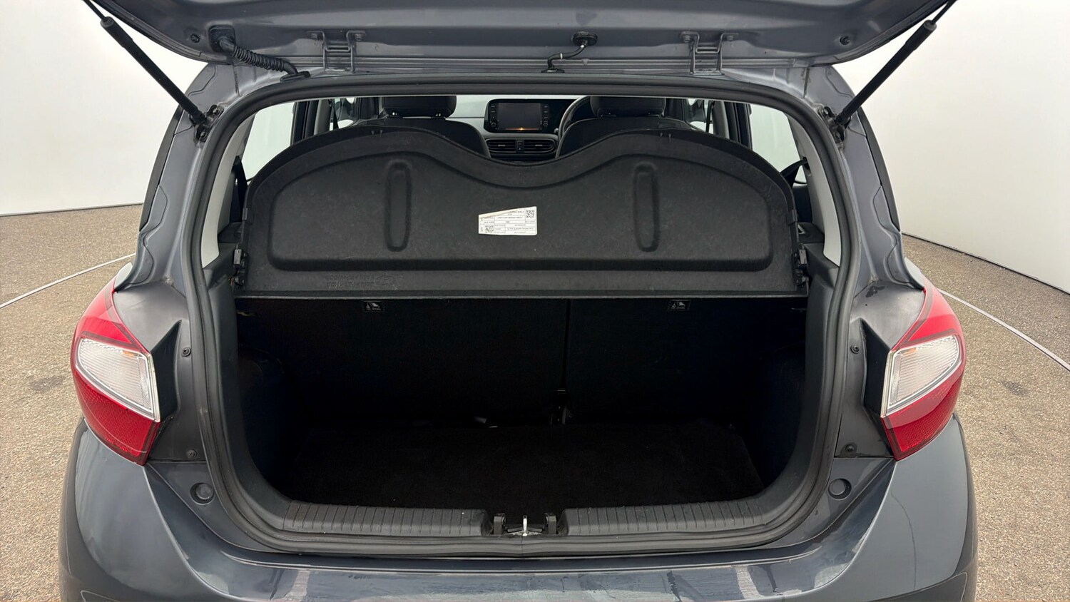 Used Hyundai i10 2023 for sale - 78105803: Photo 16