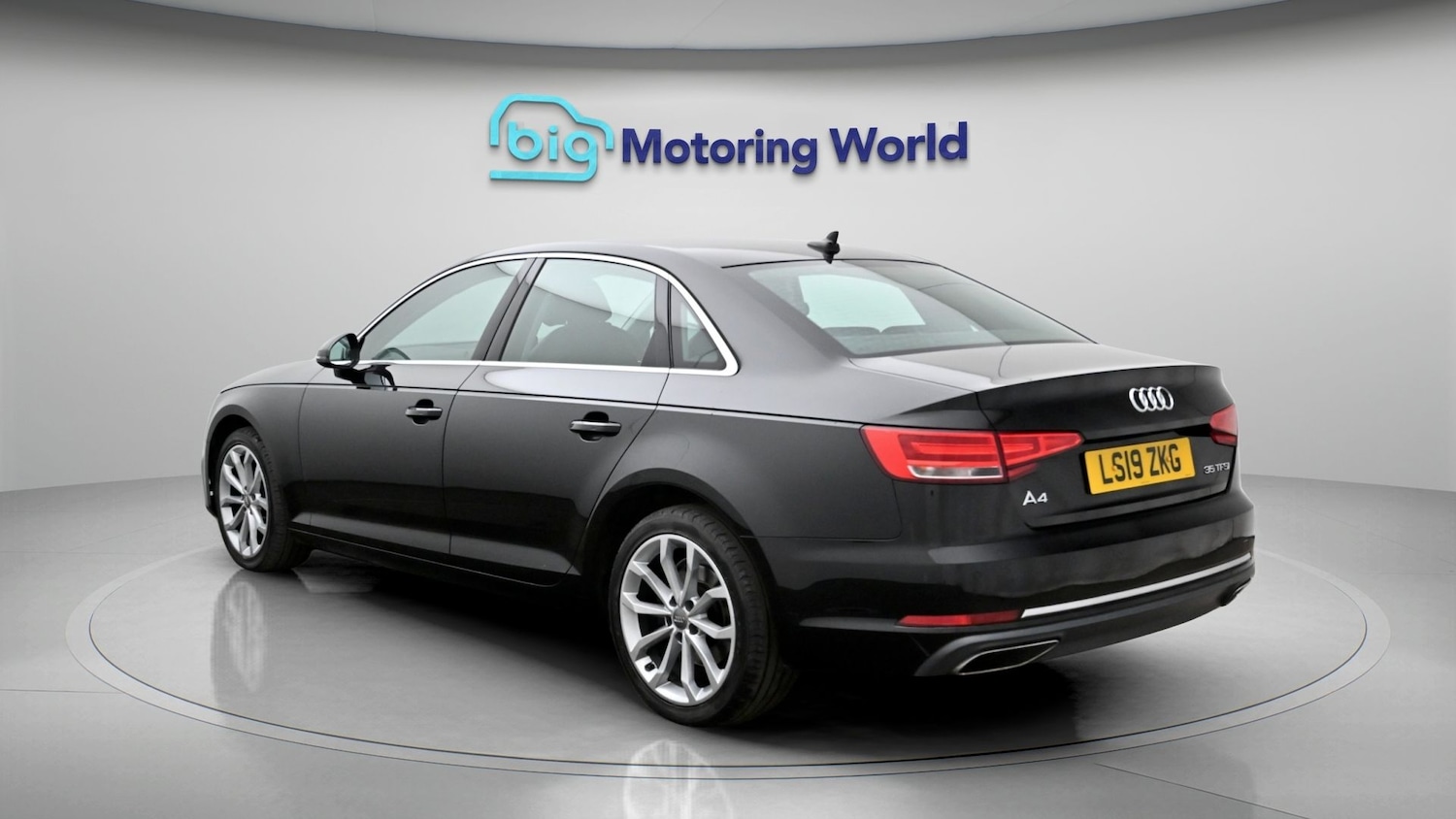 Used Audi A4 2019 for sale - 78025221: Photo 5