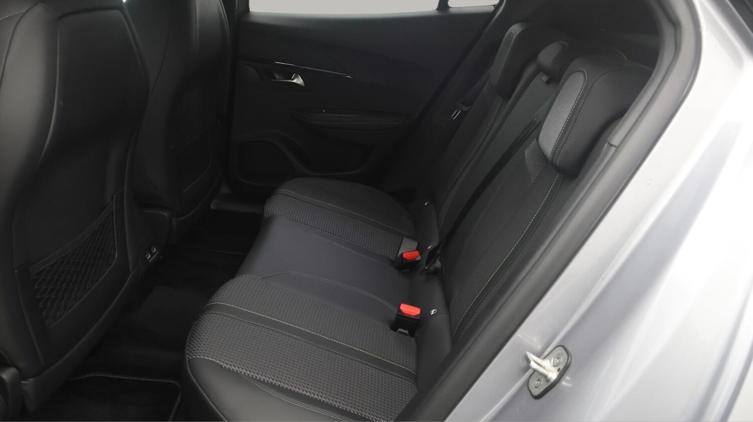 Used Peugeot 2008 2023 for sale - 76283740: Photo 17