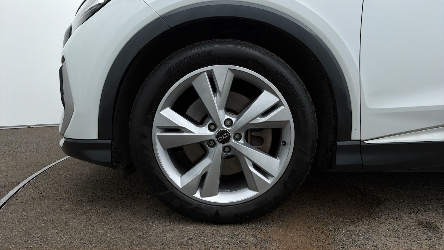 Used Audi Q4 e-tron 2023 for sale - 78123822: Photo 17