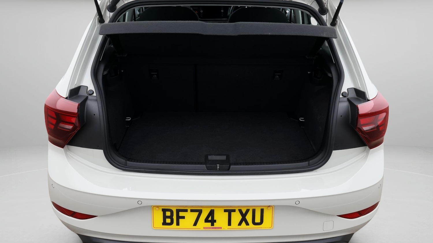 Used Volkswagen Polo 2024 for sale - 77767938: Photo 17