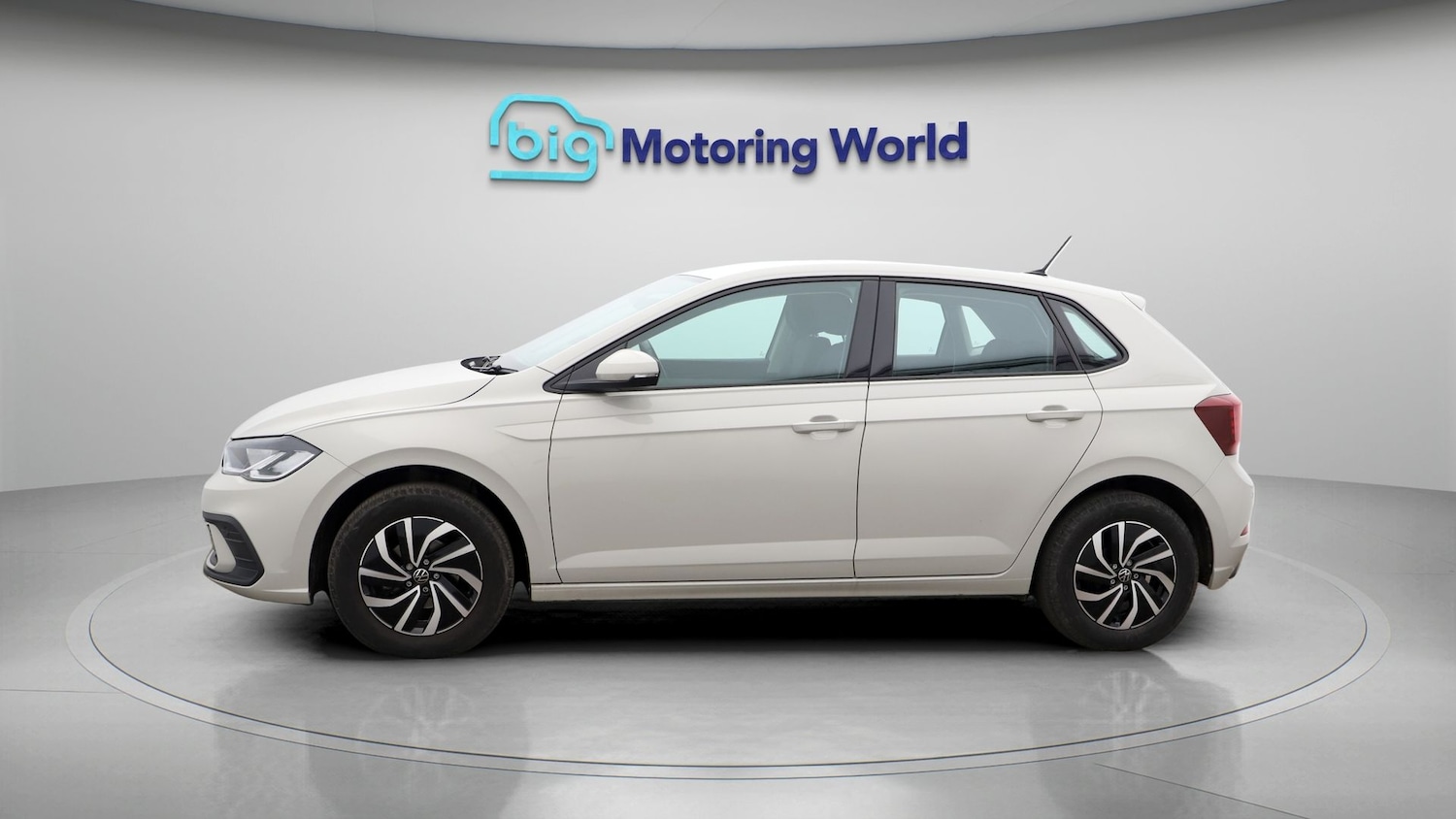 Used Volkswagen Polo 2024 for sale - 77767938: Photo 4