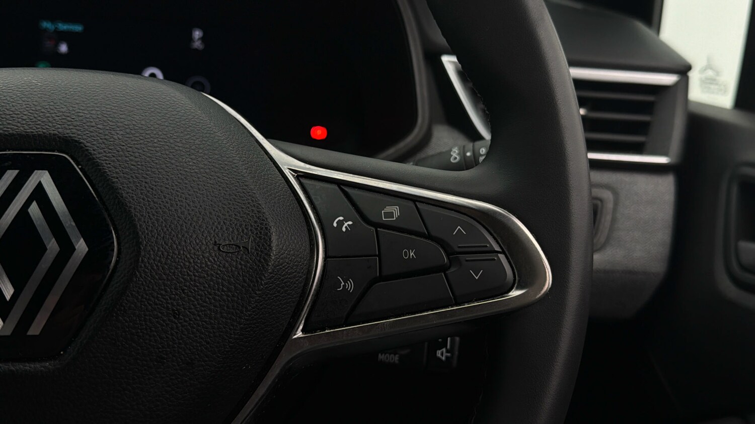 Used Renault Clio 2024 for sale - 78123839: Photo 23