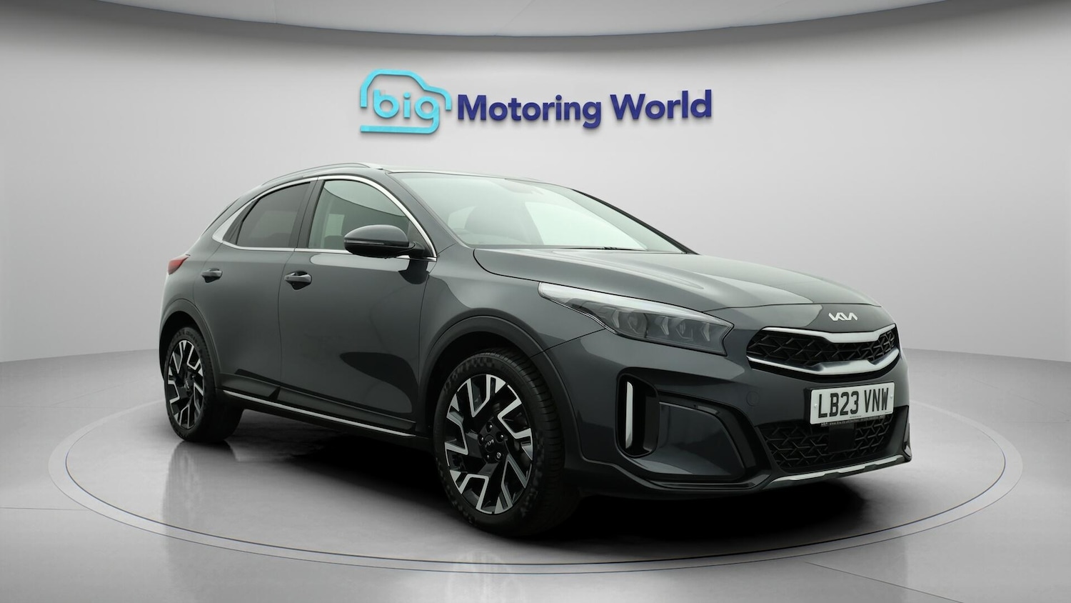 Used Kia XCeed 2023 for sale - 76645265: Photo 2