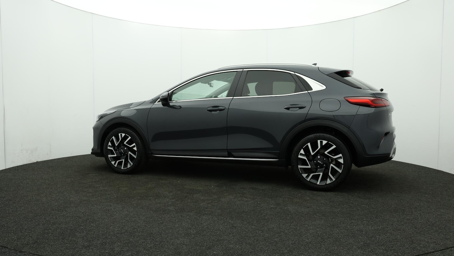 Used Kia XCeed 2023 for sale - 76645265: Photo 75