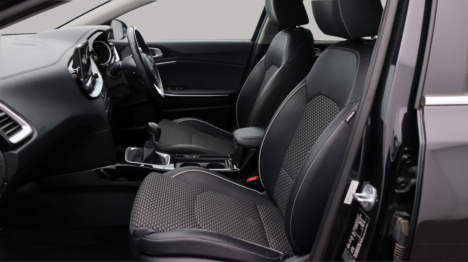 Used Kia XCeed 2022 for sale - 77833971: Photo 14