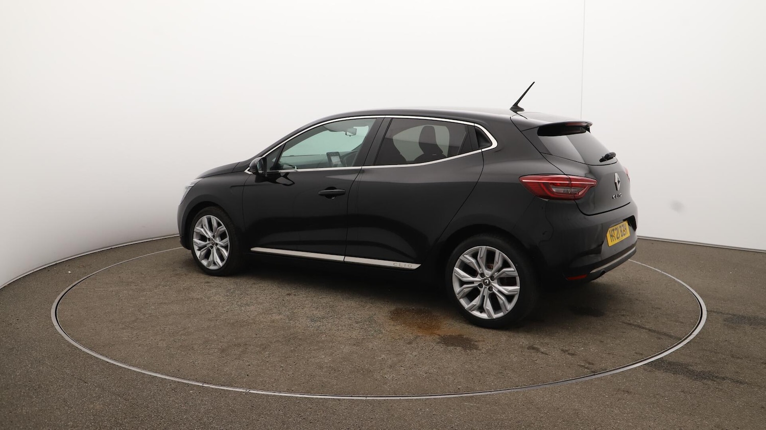 Used Renault Clio 2021 for sale - 76122909: Photo 12