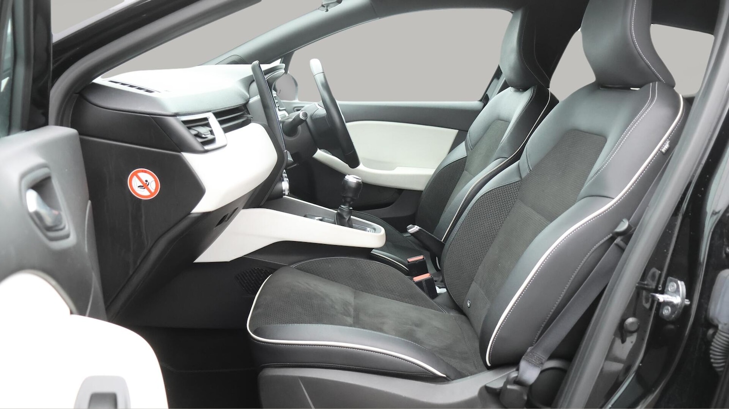 Used Renault Clio 2021 for sale - 76122909: Photo 21