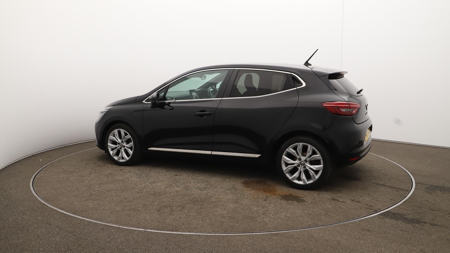 Used Renault Clio 2021 for sale - 76122909: Photo 34