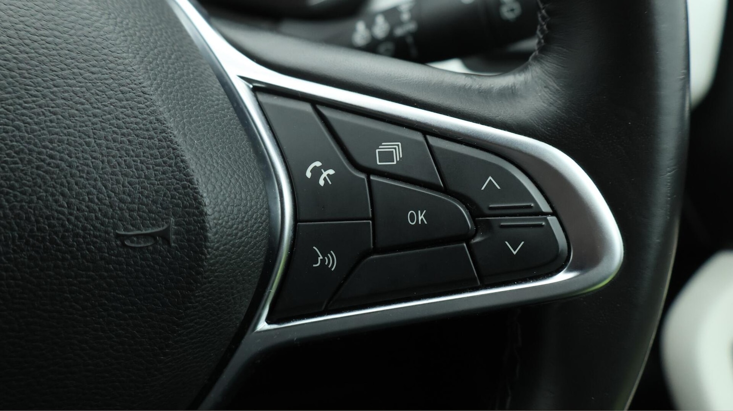 Used Renault Clio 2021 for sale - 76122909: Photo 39