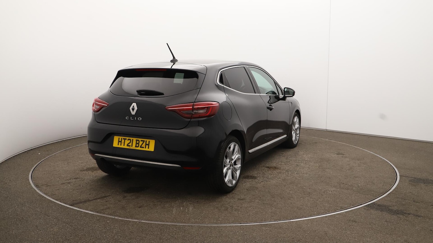 Used Renault Clio 2021 for sale - 76122909: Photo 51