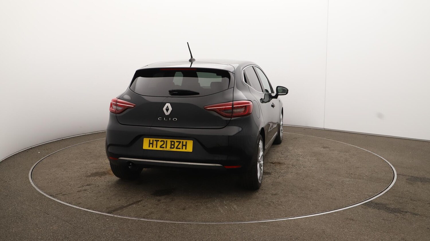 Used Renault Clio 2021 for sale - 76122909: Photo 53