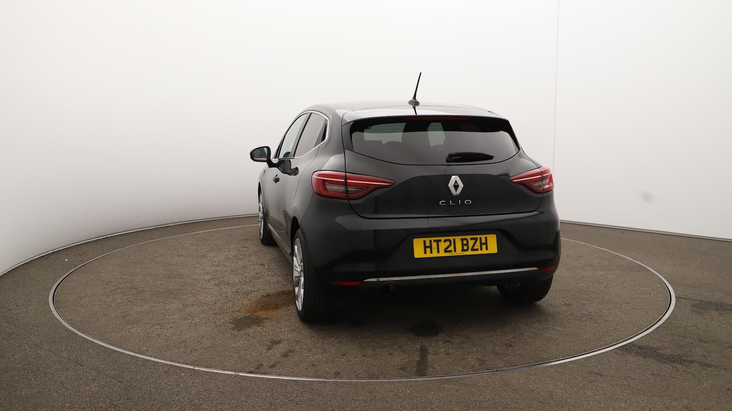 Used Renault Clio 2021 for sale - 76122909: Photo 59
