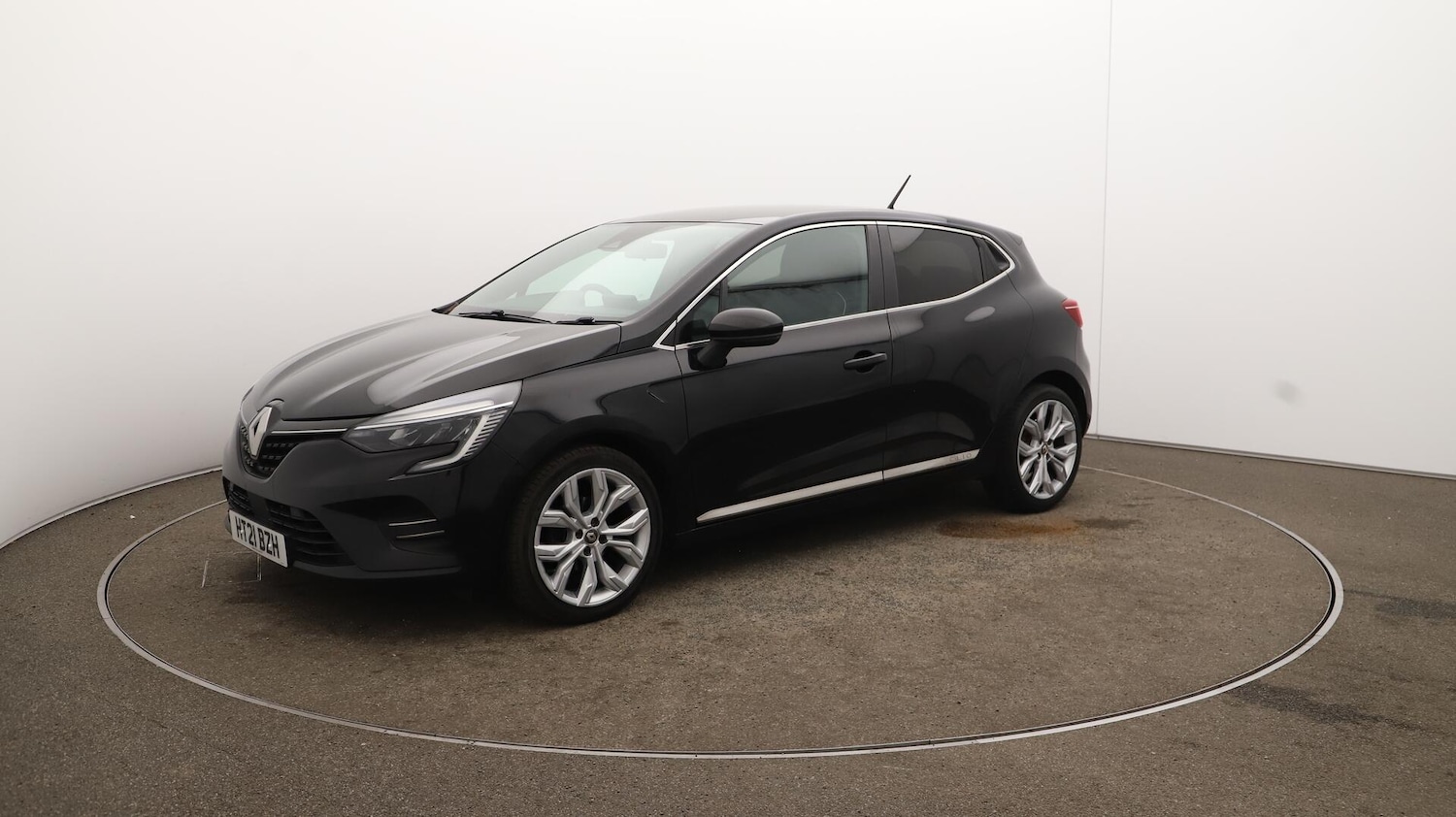 Used Renault Clio 2021 for sale - 76122909: Photo 67