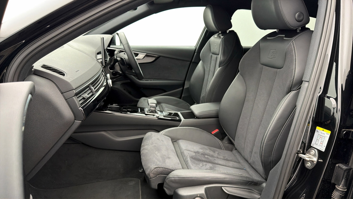 Used Audi A4 Avant 2023 for sale - 78029626: Photo 13