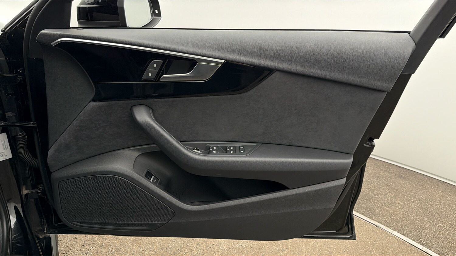 Used Audi A4 Avant 2023 for sale - 78029626: Photo 14