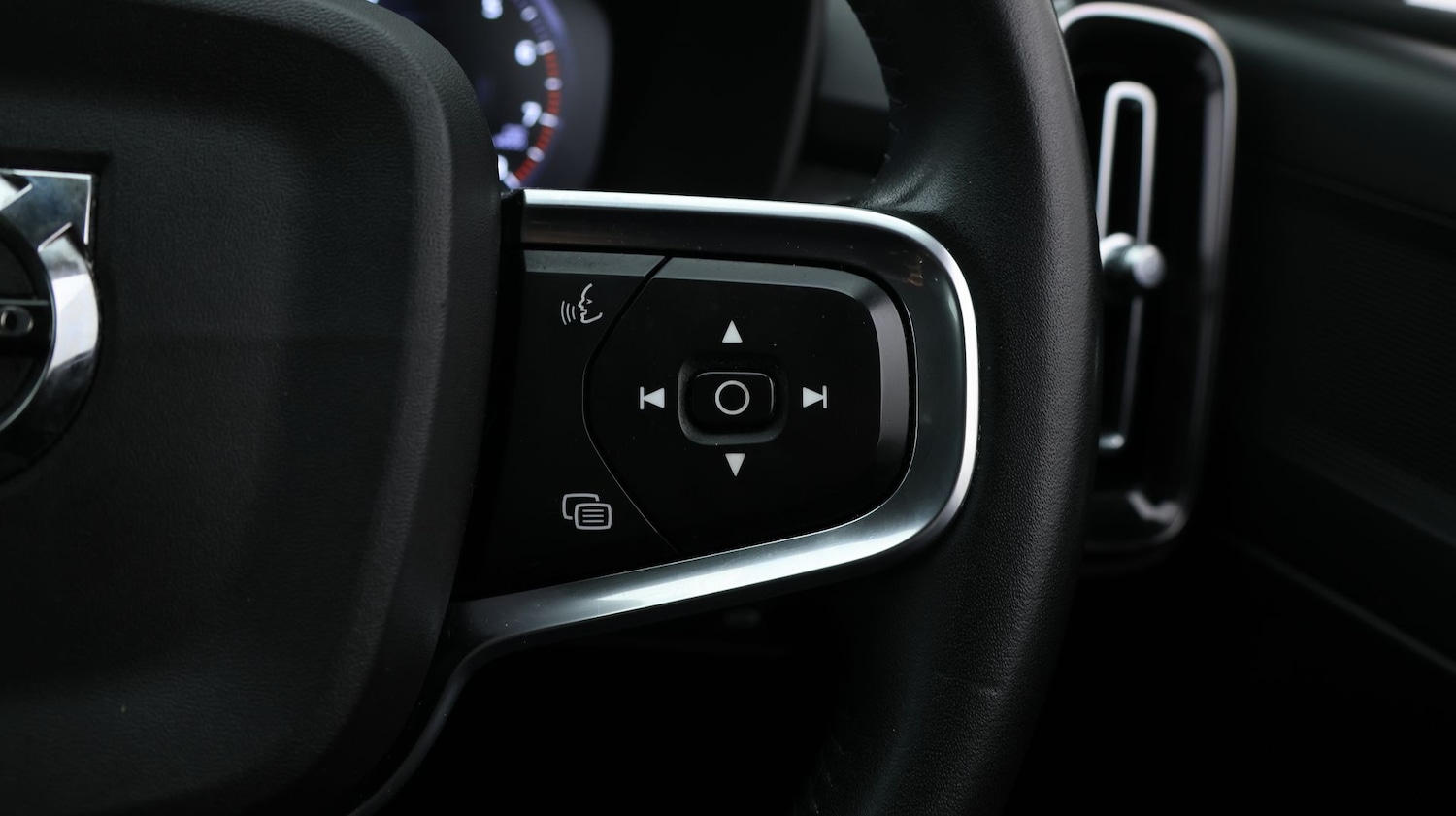 Used Volvo XC40 2020 for sale - 77181702: Photo 22