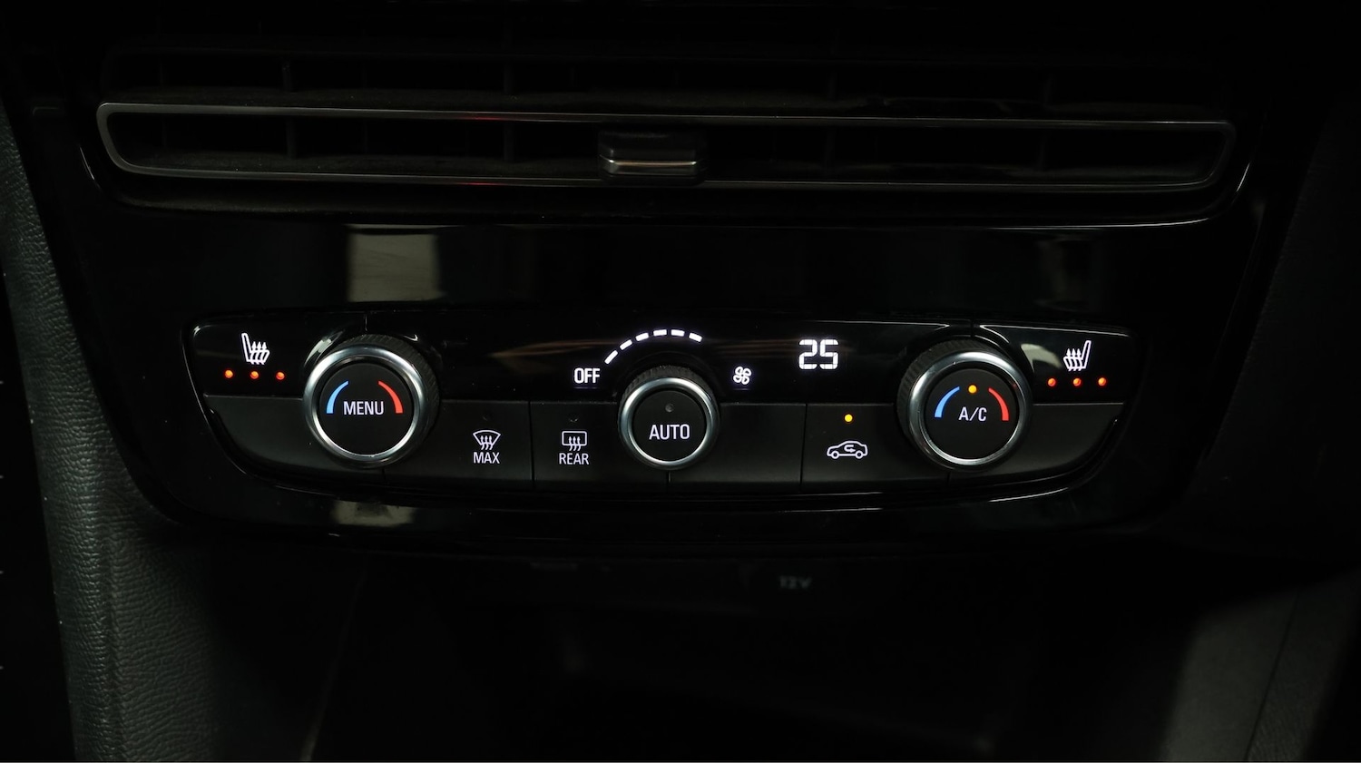 Used Vauxhall Mokka 2023 for sale - 77607052: Photo 12