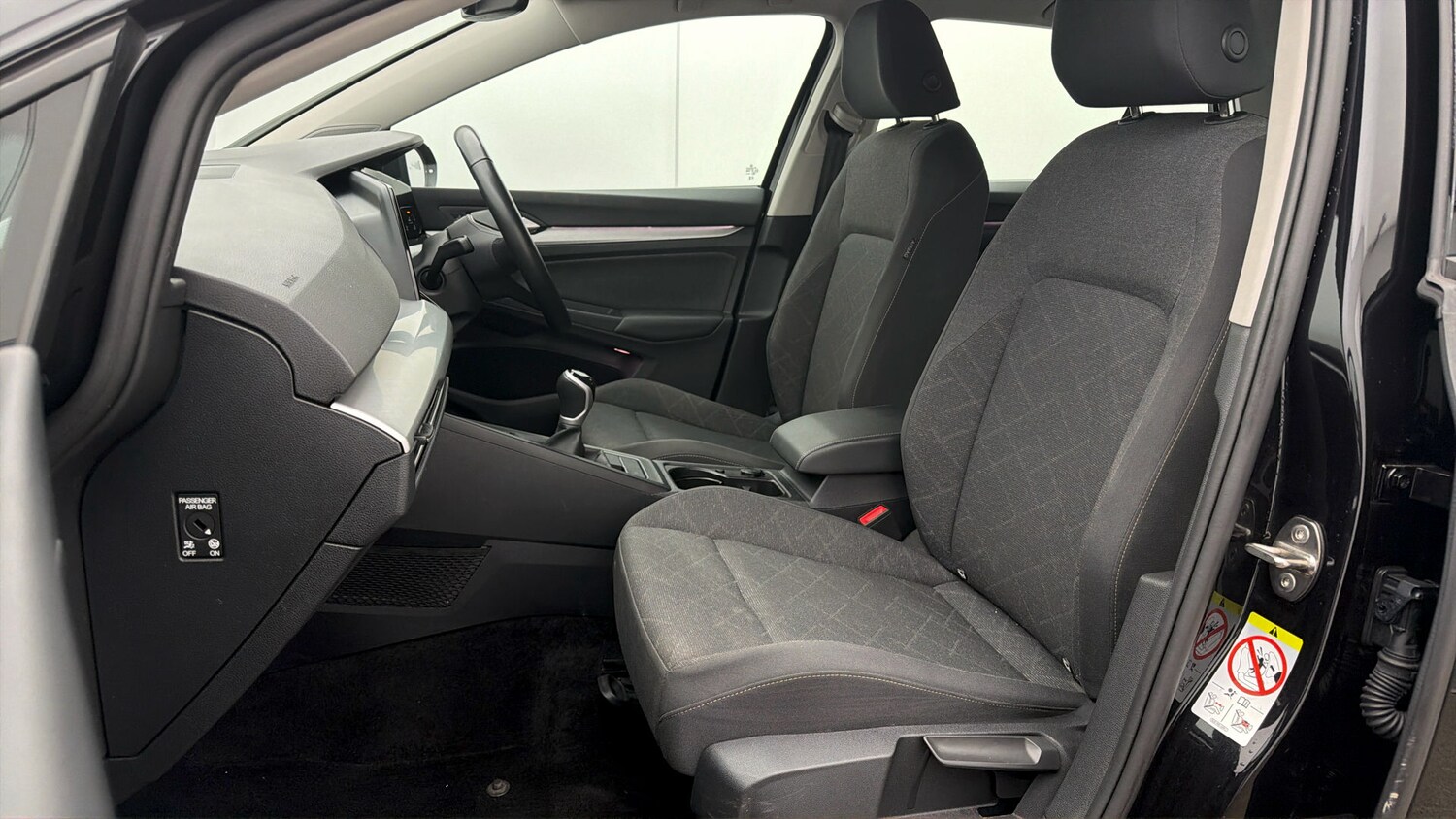 Used Volkswagen Golf 2023 for sale - 77812920: Photo 13