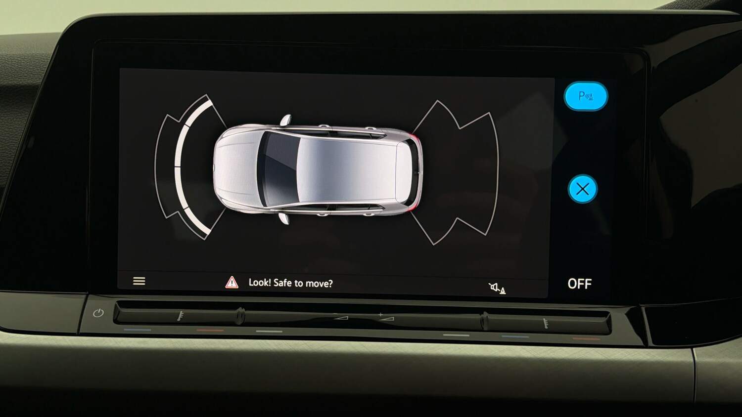 Used Volkswagen Golf 2023 for sale - 77812920: Photo 24