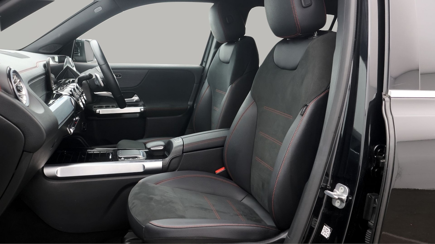 Used Mercedes-Benz EQB 2023 for sale - 77288908: Photo 14