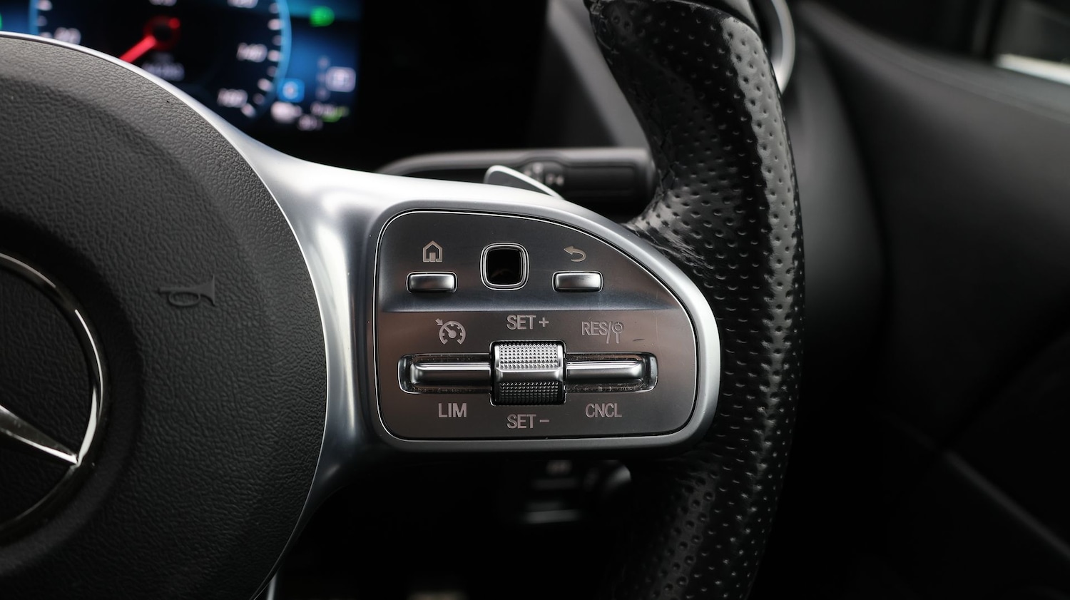 Used Mercedes-Benz GLA 2021 for sale - 77580999: Photo 25