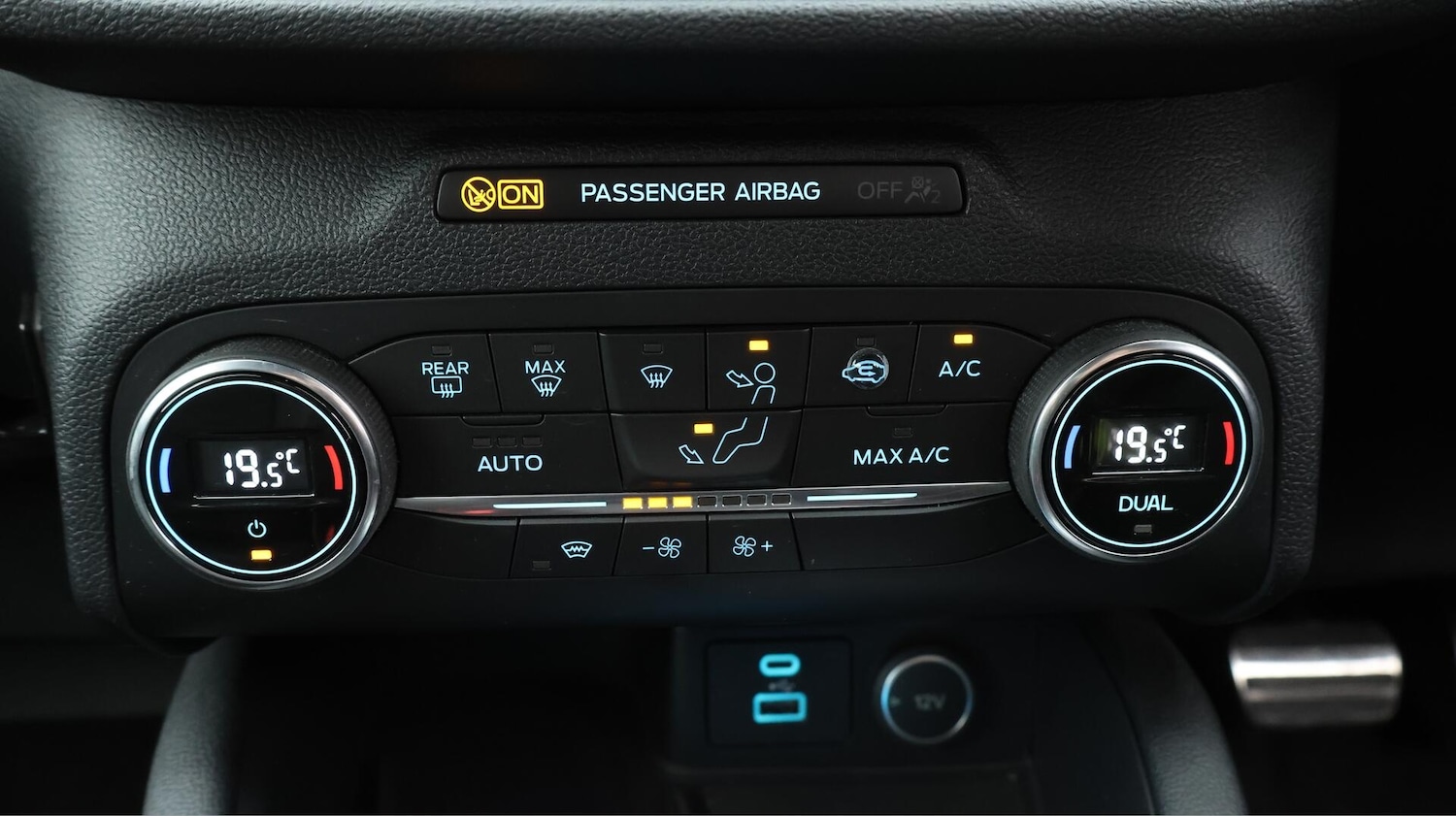 Used Ford Kuga 2021 for sale - 76538342: Photo 13