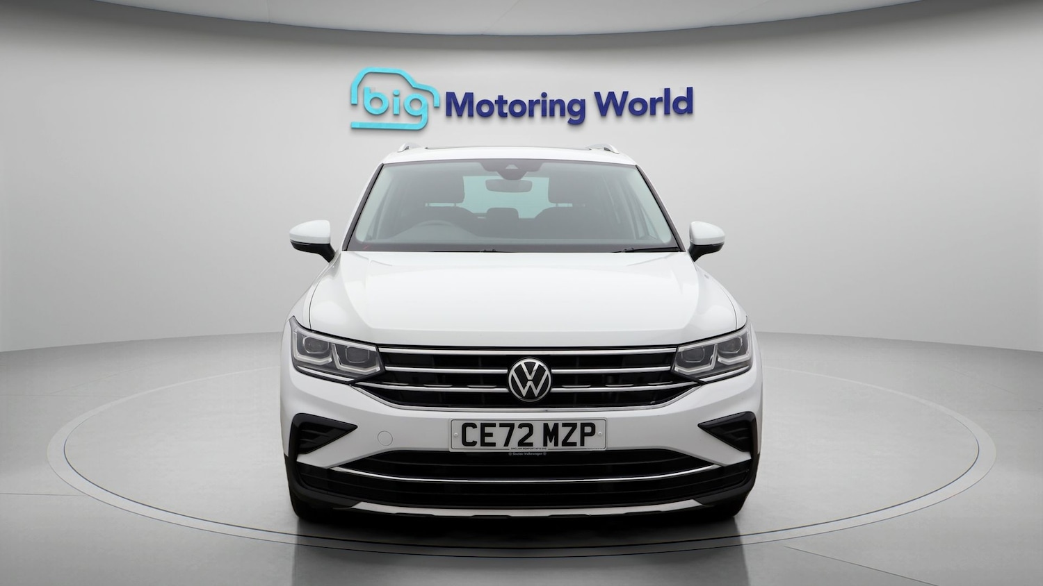 Used Volkswagen Tiguan 2022 for sale - 77201112: Photo 2