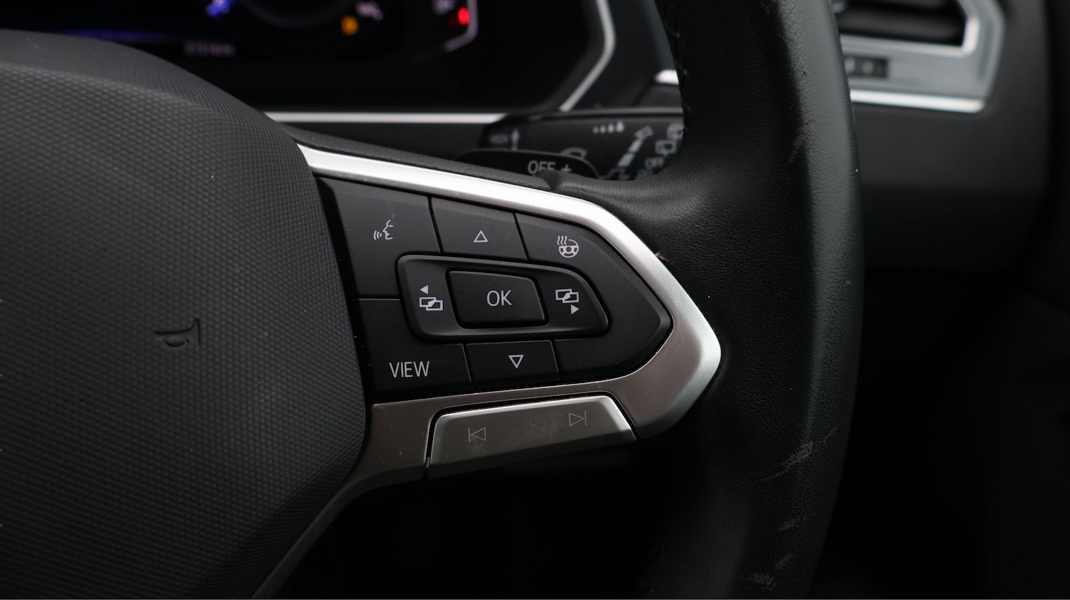 Used Volkswagen Tiguan 2022 for sale - 77201112: Photo 25