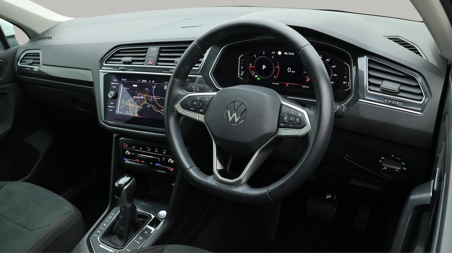 Used Volkswagen Tiguan 2022 for sale - 76153040: Photo 10