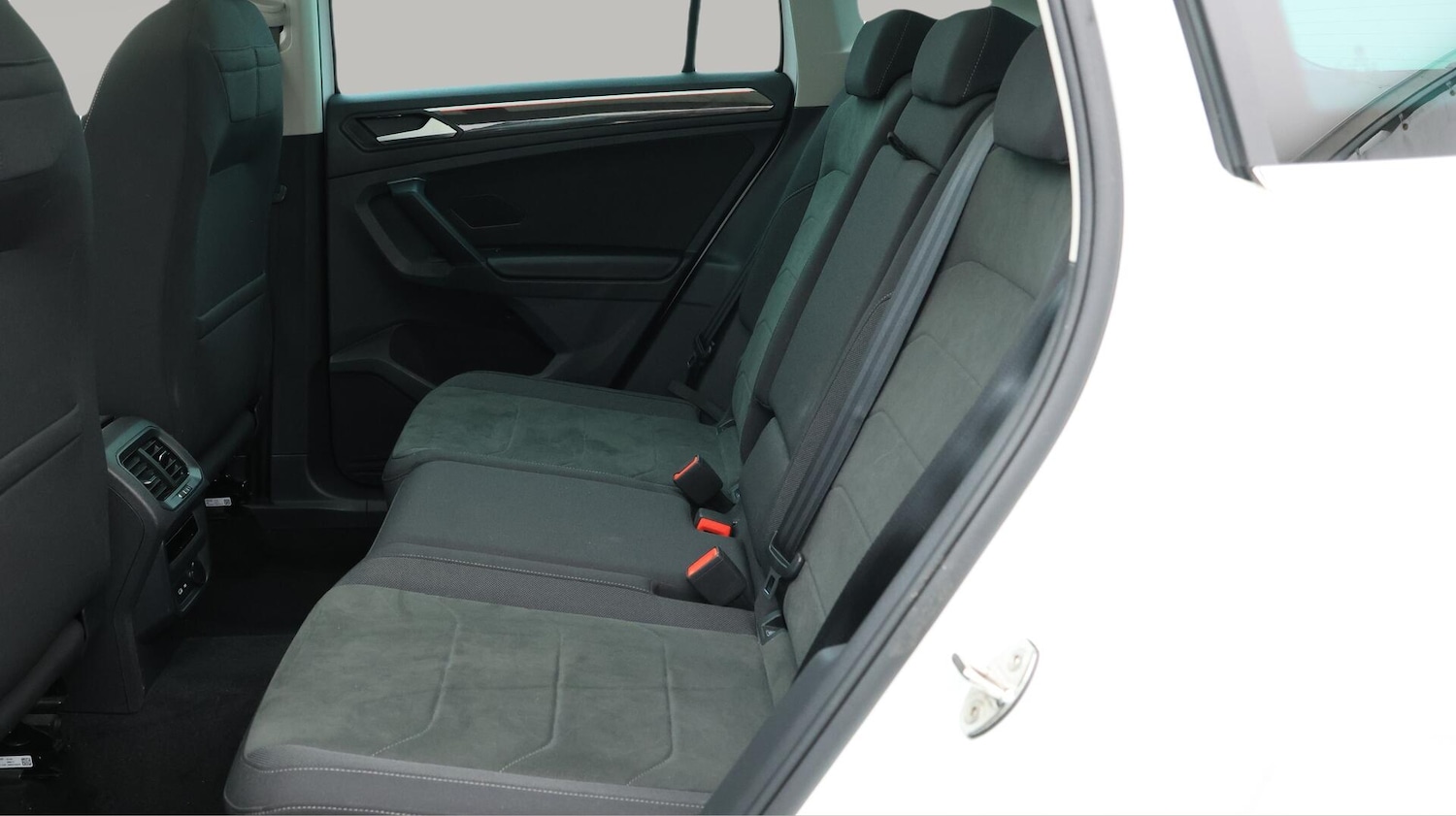 Used Volkswagen Tiguan 2022 for sale - 76153040: Photo 17